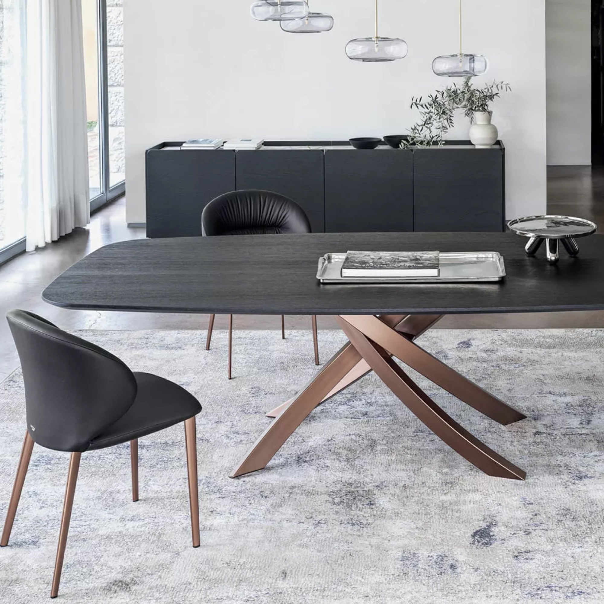 Artistico Dining Table